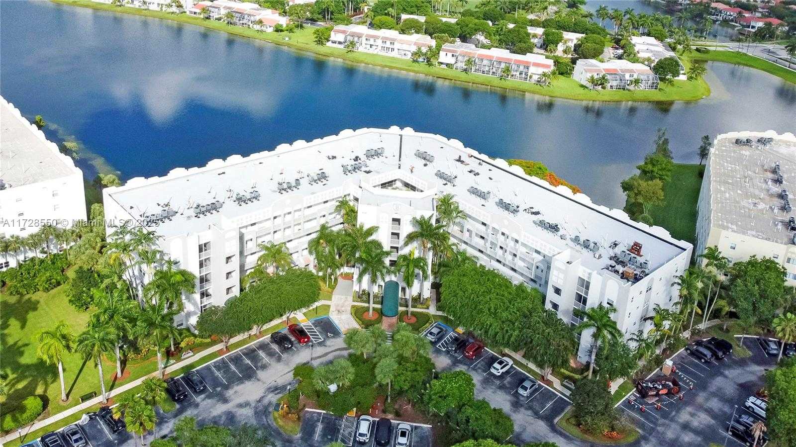 Small Image of 10750 NORTH WEST 66TH ST #413, Doral Number 4