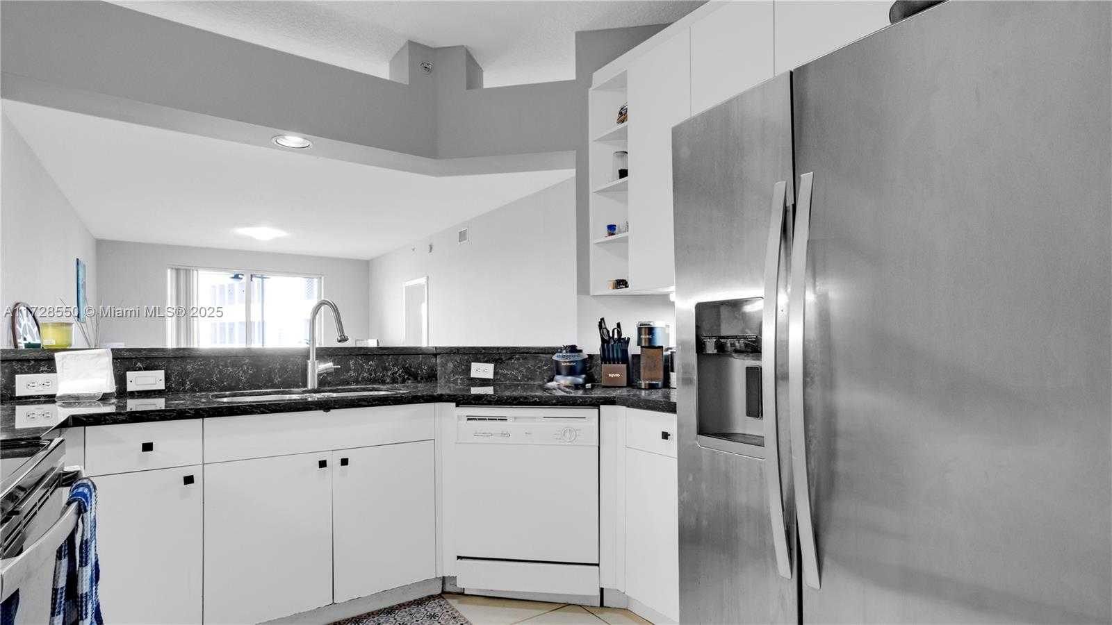 Small Image of 10750 NORTH WEST 66TH ST #413, Doral Number 7