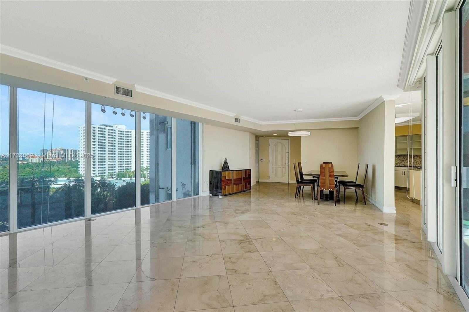 Small Image of 3370 HIDDEN BAY DR #910, Aventura Number 10