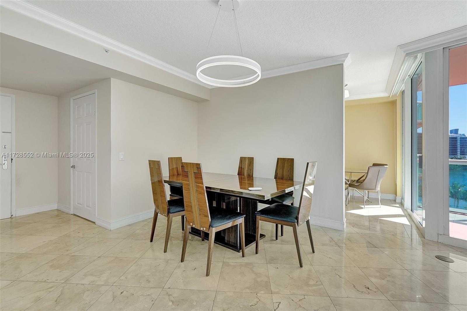 Small Image of 3370 HIDDEN BAY DR #910, Aventura Number 11