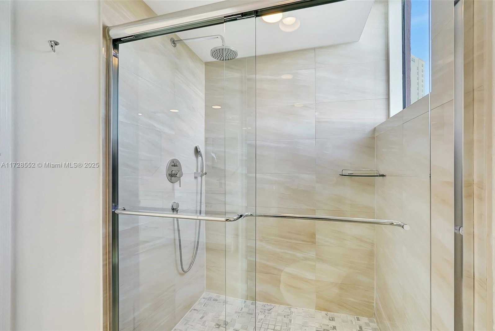 Small Image of 3370 HIDDEN BAY DR #910, Aventura Number 29