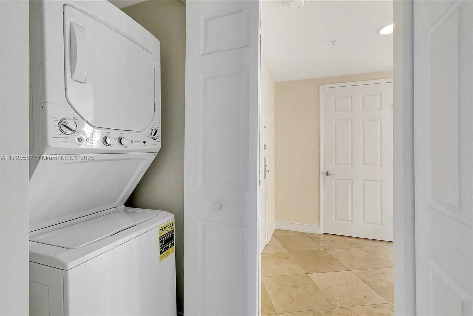 Small Image of 3370 HIDDEN BAY DR #910, Aventura Number 30
