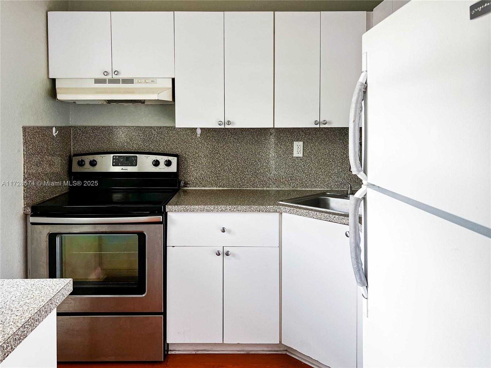 Small Image of 17255 SOUTH WEST 95TH AVE #161, Palmetto Bay Number 12