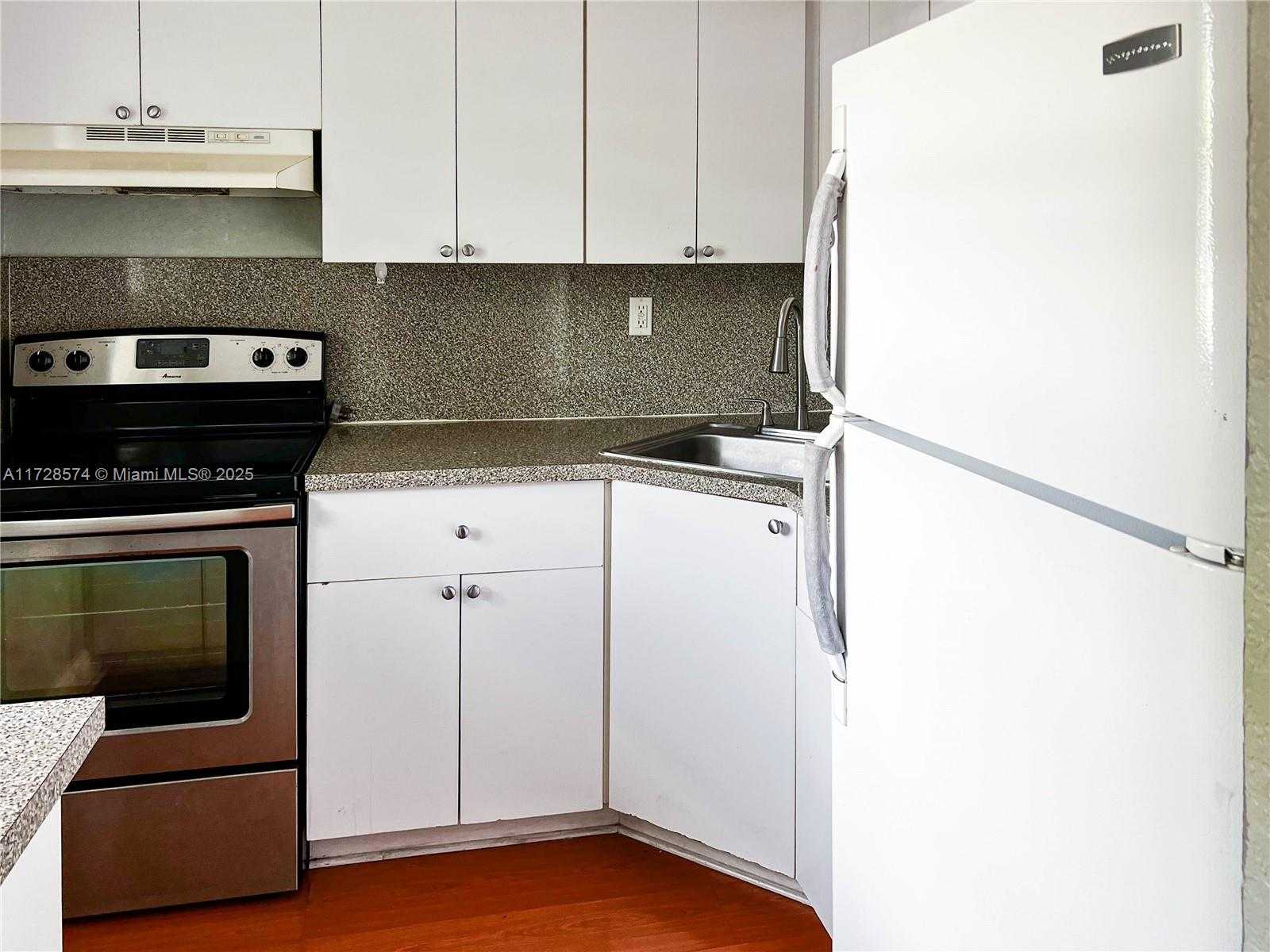 Small Image of 17255 SOUTH WEST 95TH AVE #161, Palmetto Bay Number 13