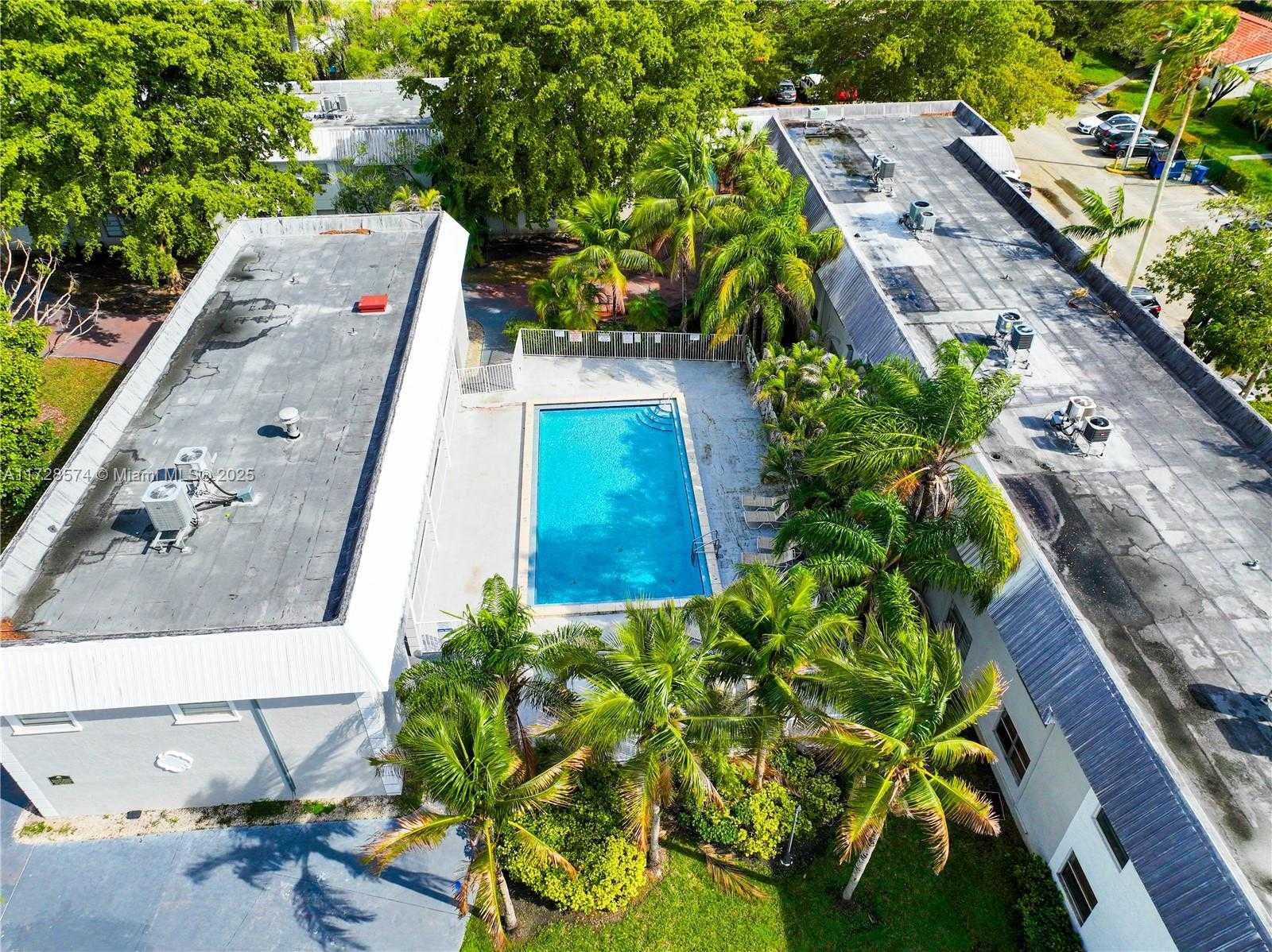 Small Image of 17255 SOUTH WEST 95TH AVE #161, Palmetto Bay Number 32