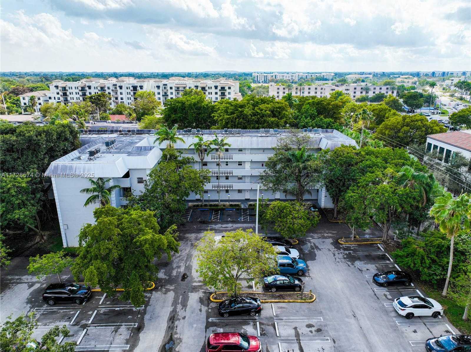 Small Image of 17255 SOUTH WEST 95TH AVE #161, Palmetto Bay Number 34