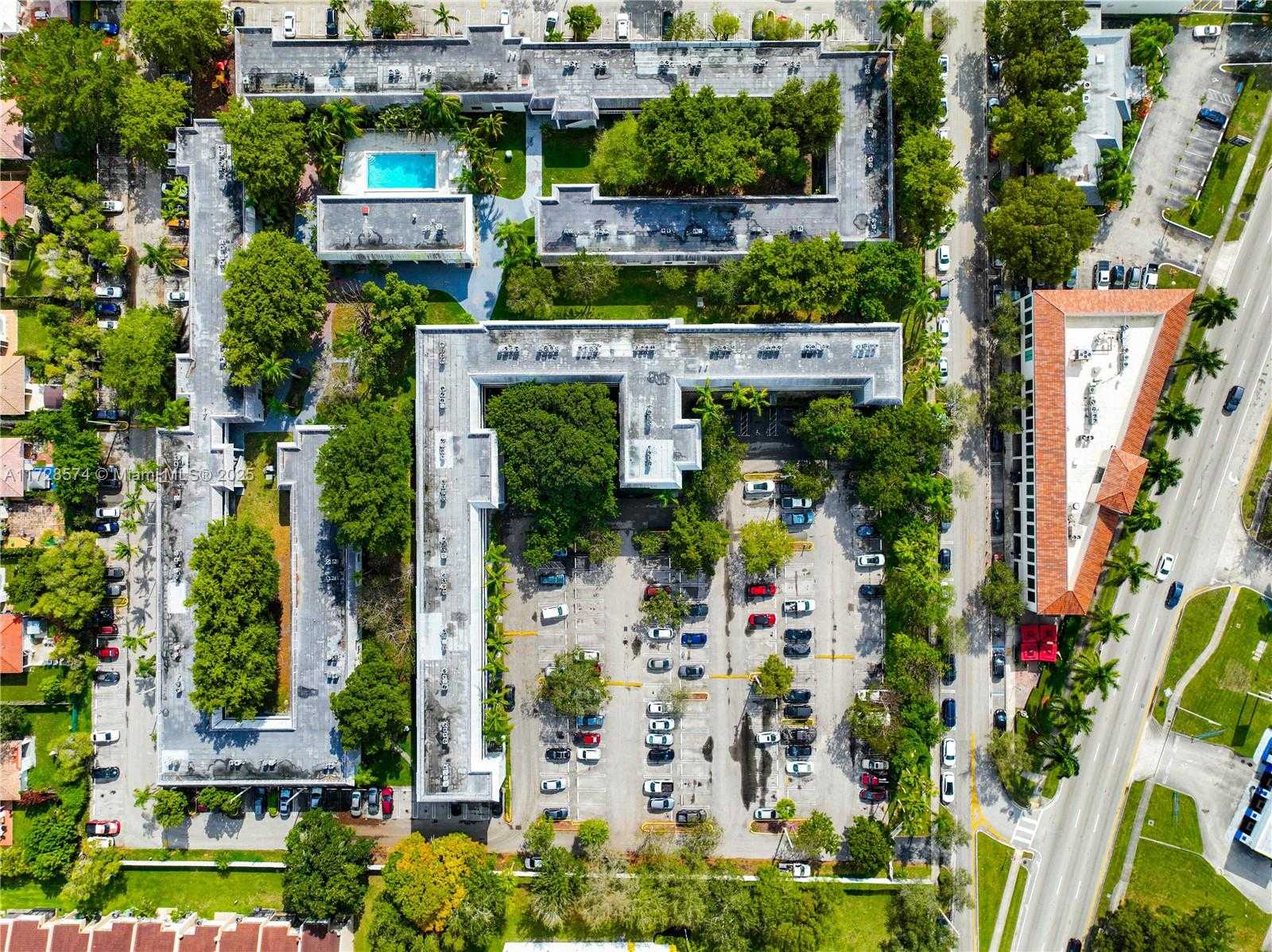 Small Image of 17255 SOUTH WEST 95TH AVE #161, Palmetto Bay Number 39