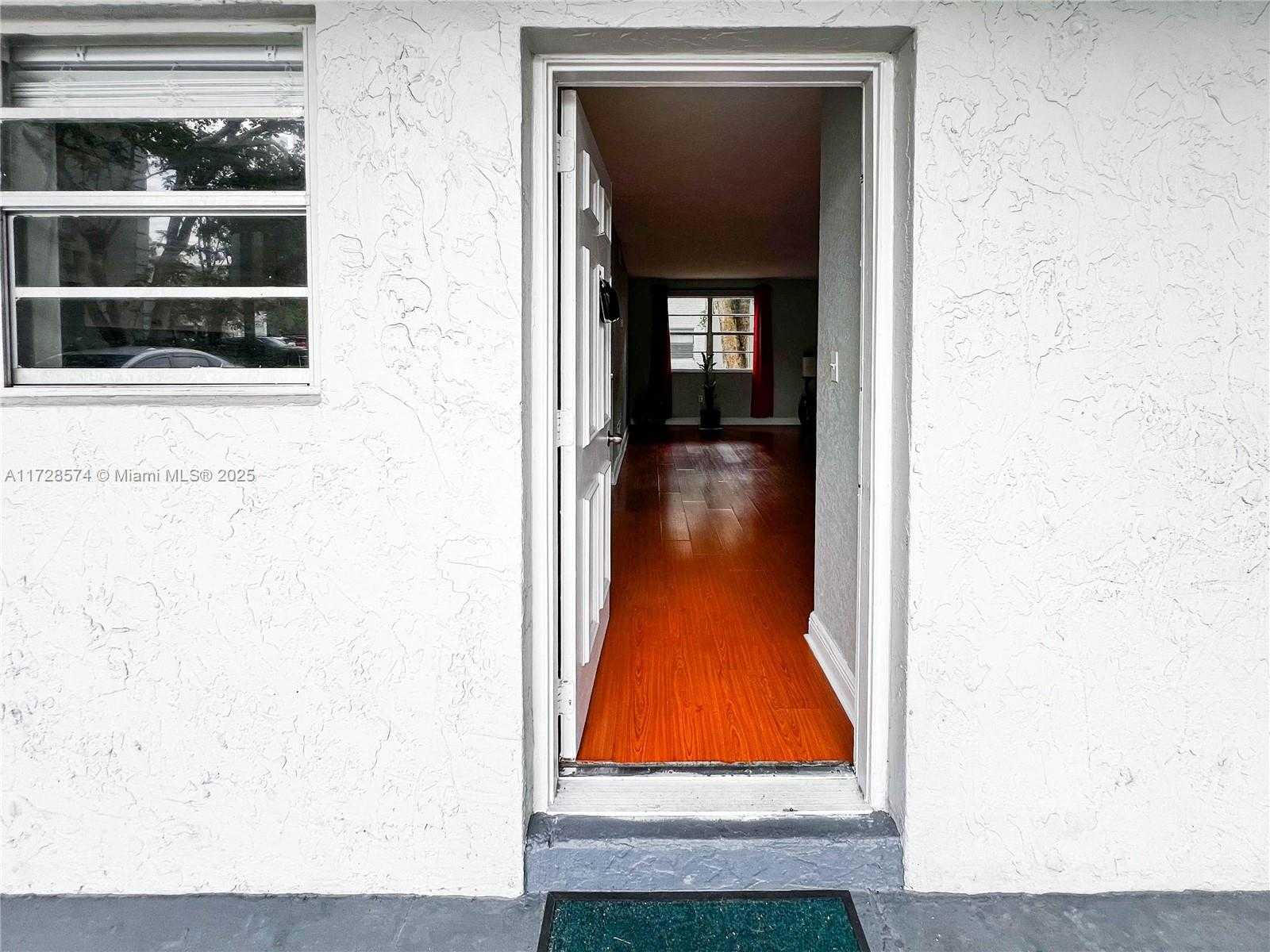 Small Image of 17255 SOUTH WEST 95TH AVE #161, Palmetto Bay Number 4