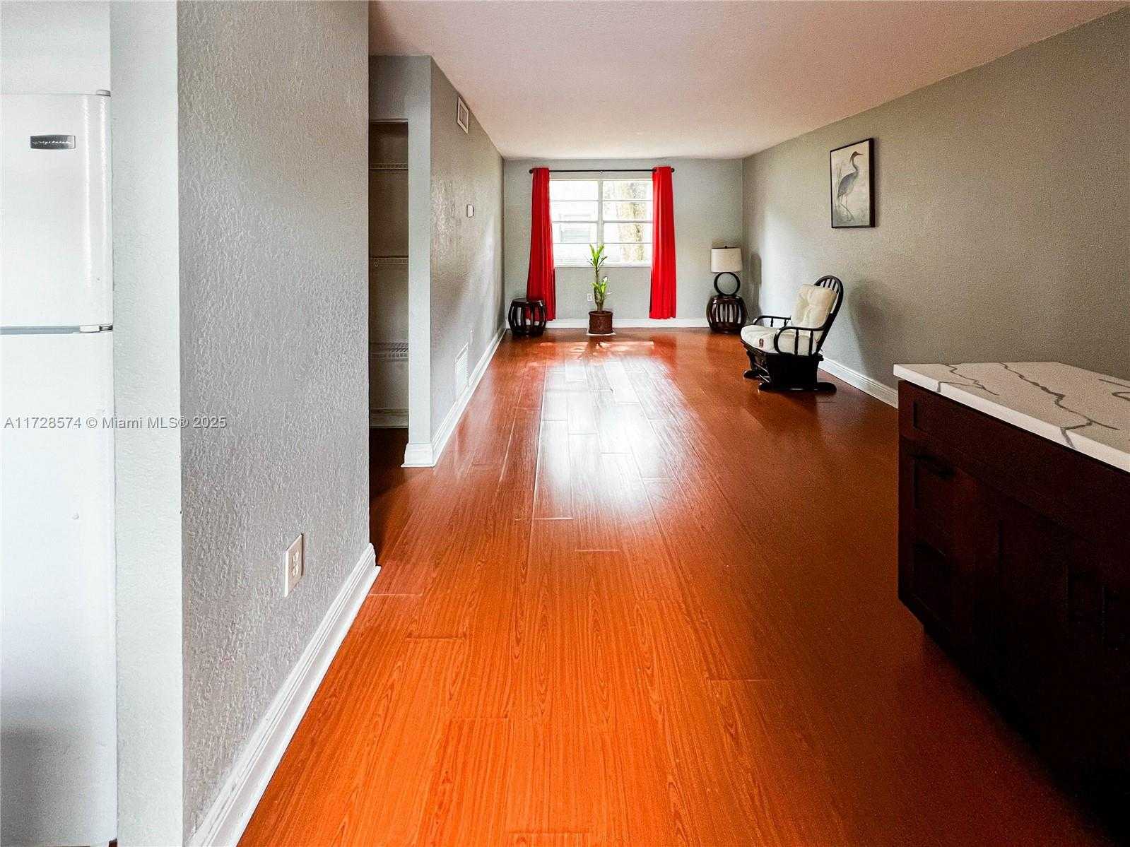 Small Image of 17255 SOUTH WEST 95TH AVE #161, Palmetto Bay Number 5