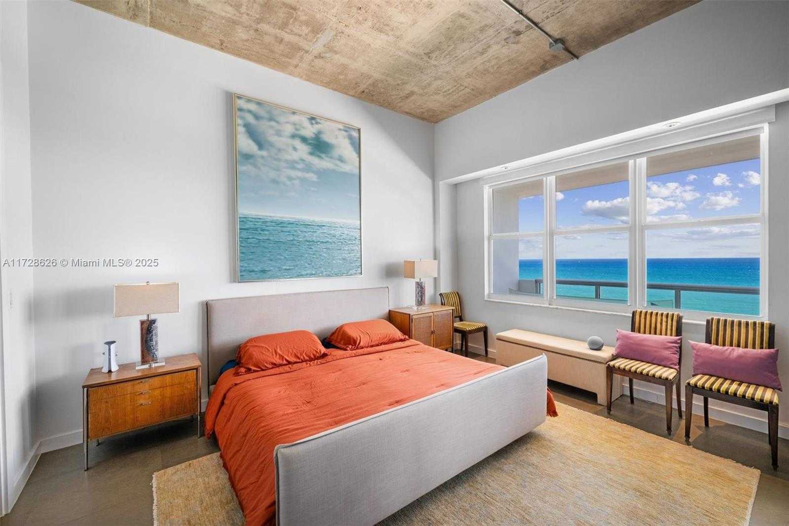 Small Image of 5601 COLLINS AVE #PH-5, Miami Beach Number 11