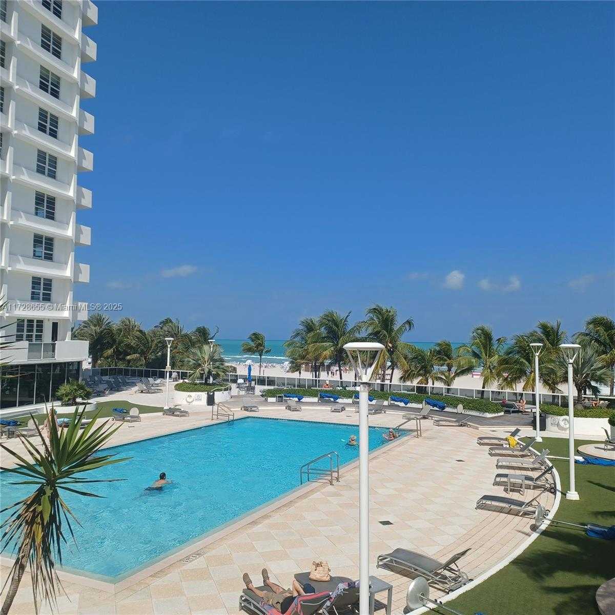 Small Image of 100 LINCOLN RD #1206, Miami Beach Number 2
