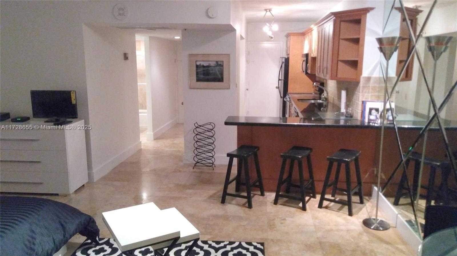 Small Image of 100 LINCOLN RD #1206, Miami Beach Number 5