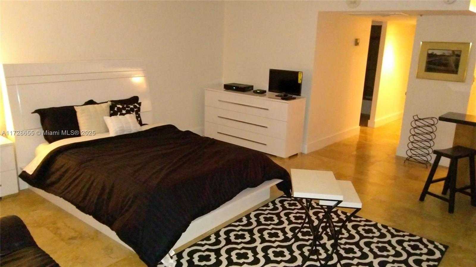 Small Image of 100 LINCOLN RD #1206, Miami Beach Number 8