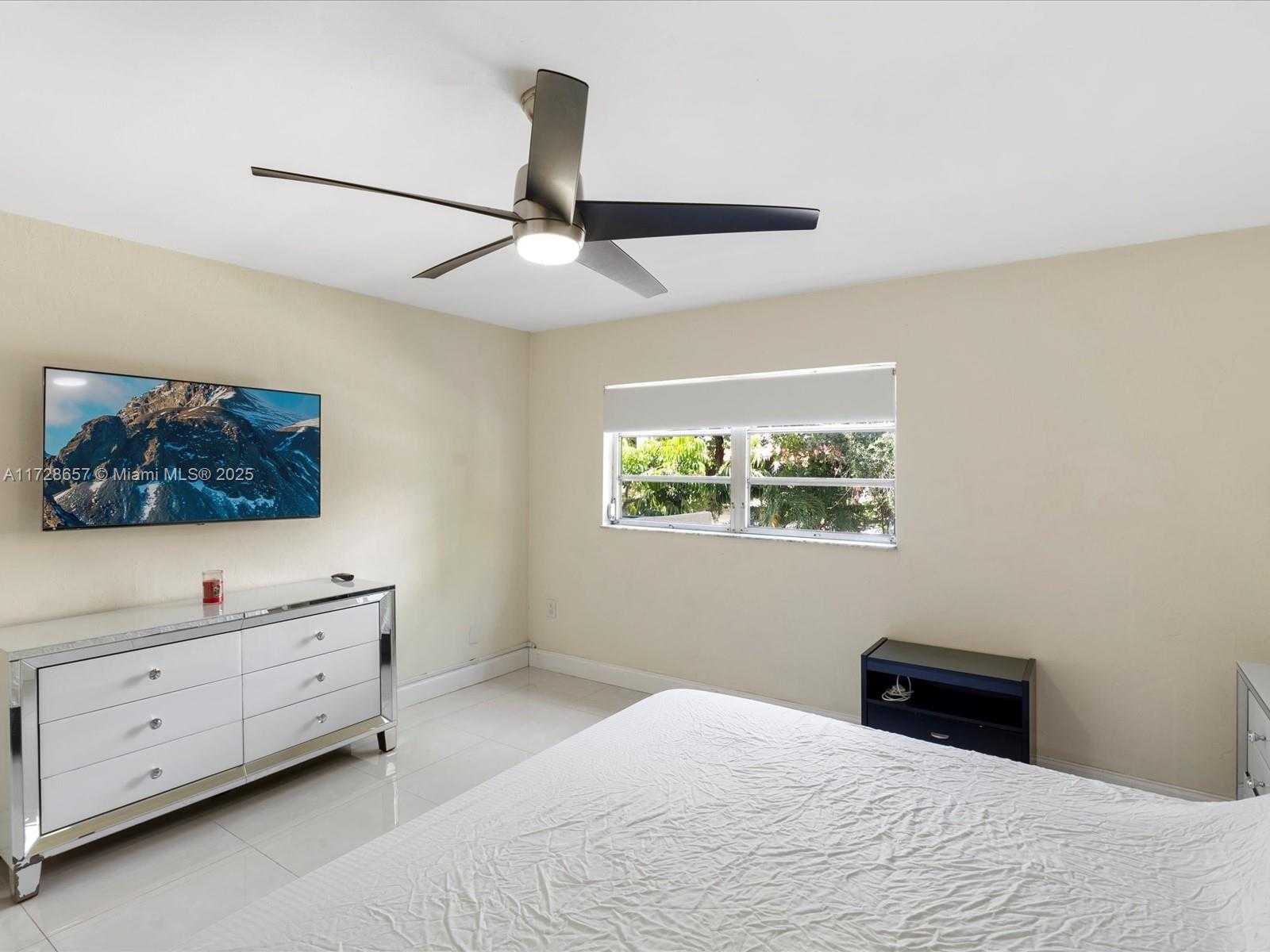 Small Image of 3860 NORTH EAST 170TH ST #211, North Miami Beach Number 10