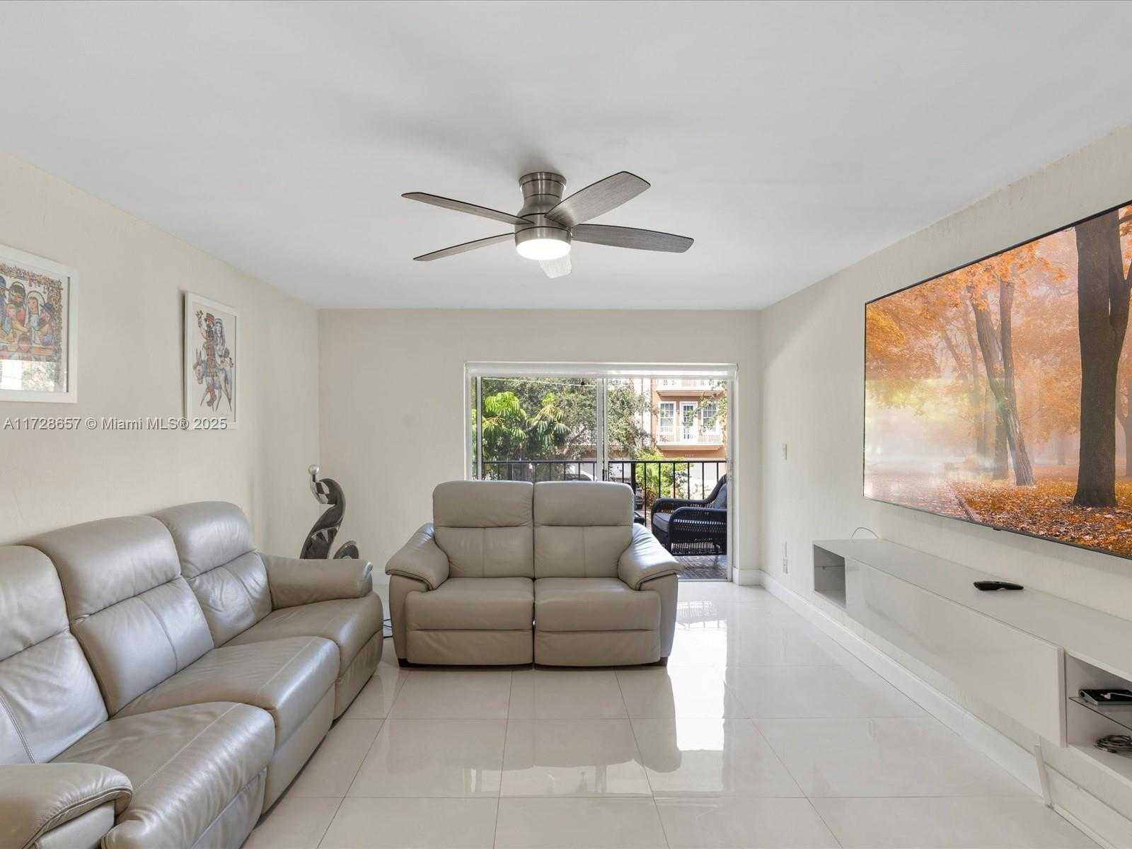 Small Image of 3860 NORTH EAST 170TH ST #211, North Miami Beach Number 3