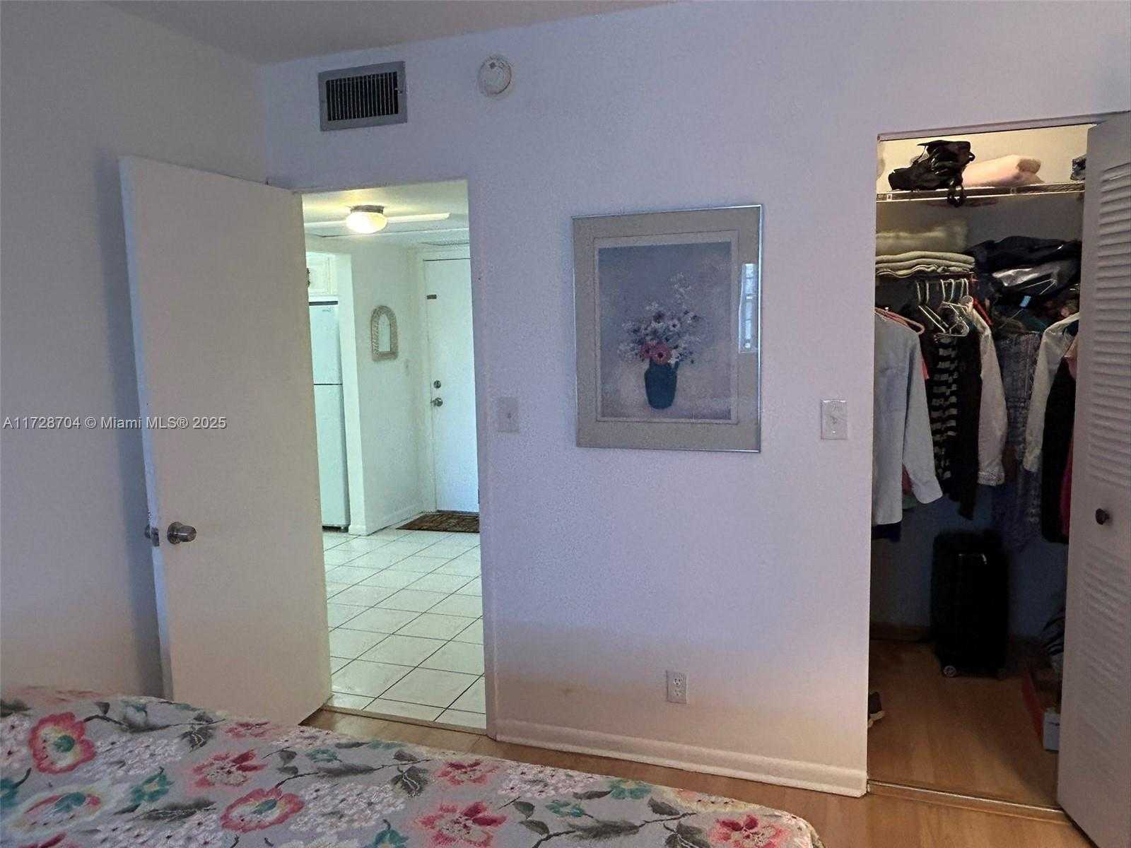 Small Image of 5620 SOUTH WEST 3RD PL #204, Margate Number 19
