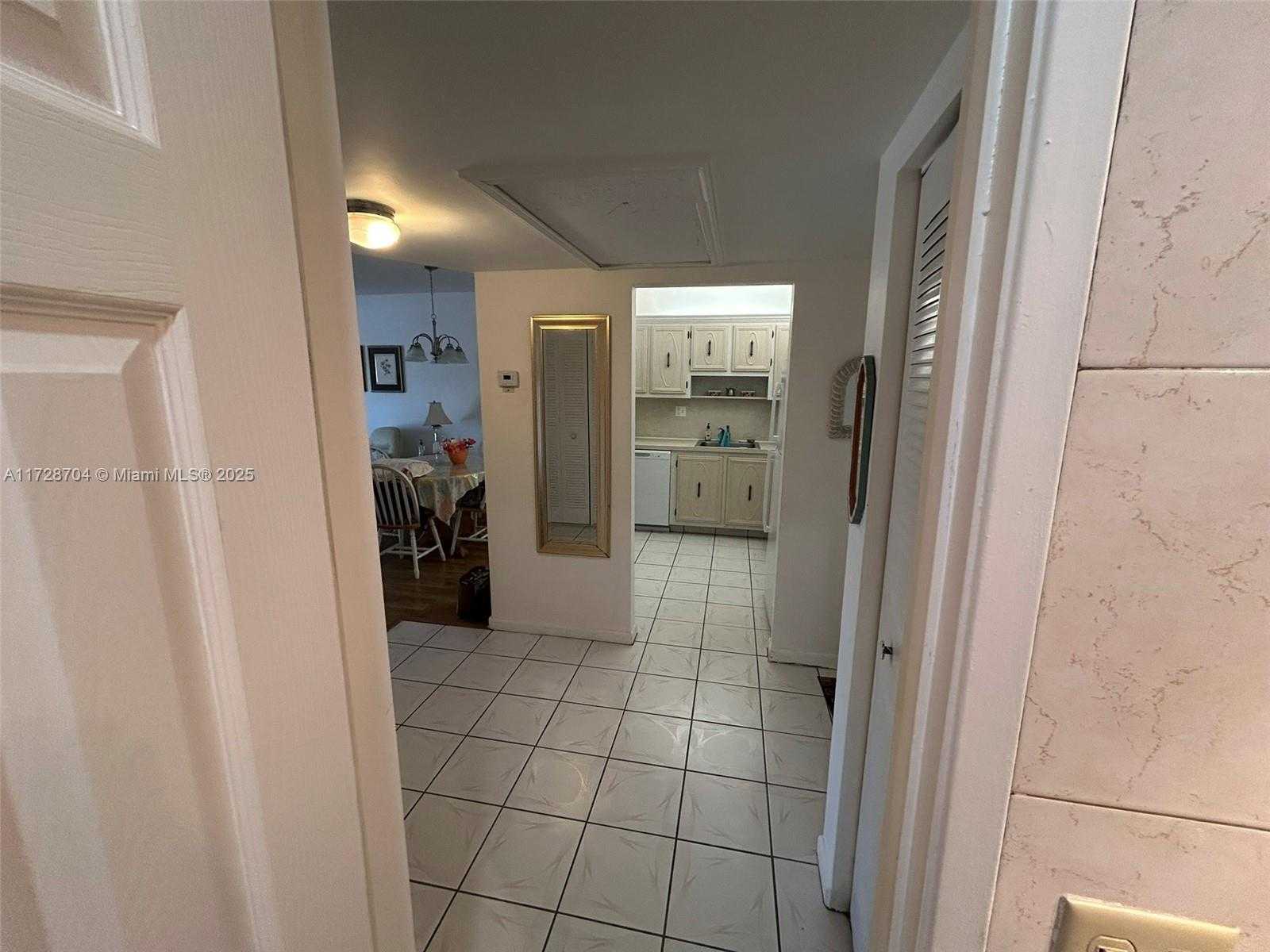 Small Image of 5620 SOUTH WEST 3RD PL #204, Margate Number 25
