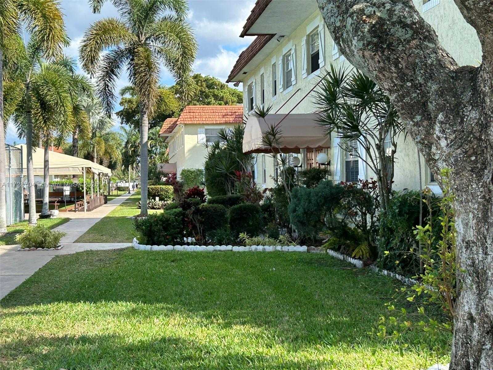 Small Image of 5620 SOUTH WEST 3RD PL #204, Margate Number 37