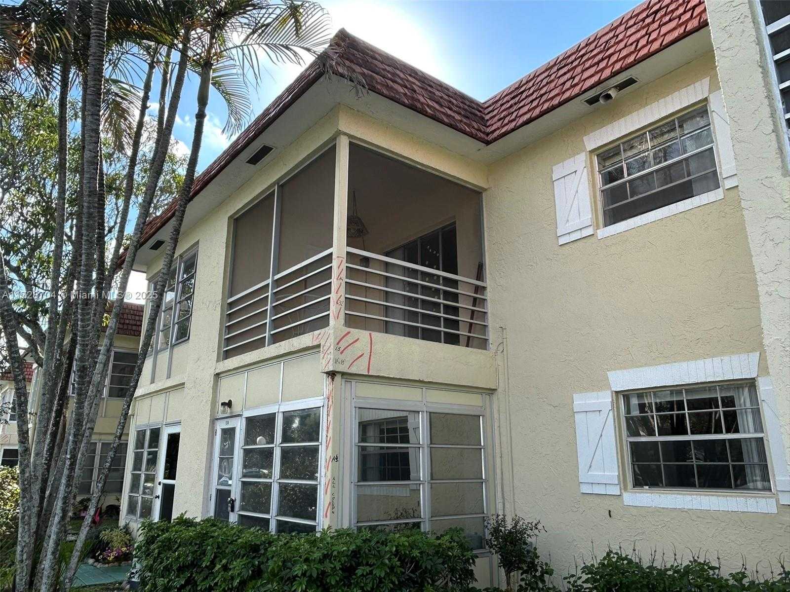 Small Image of 5620 SOUTH WEST 3RD PL #204, Margate Number 5