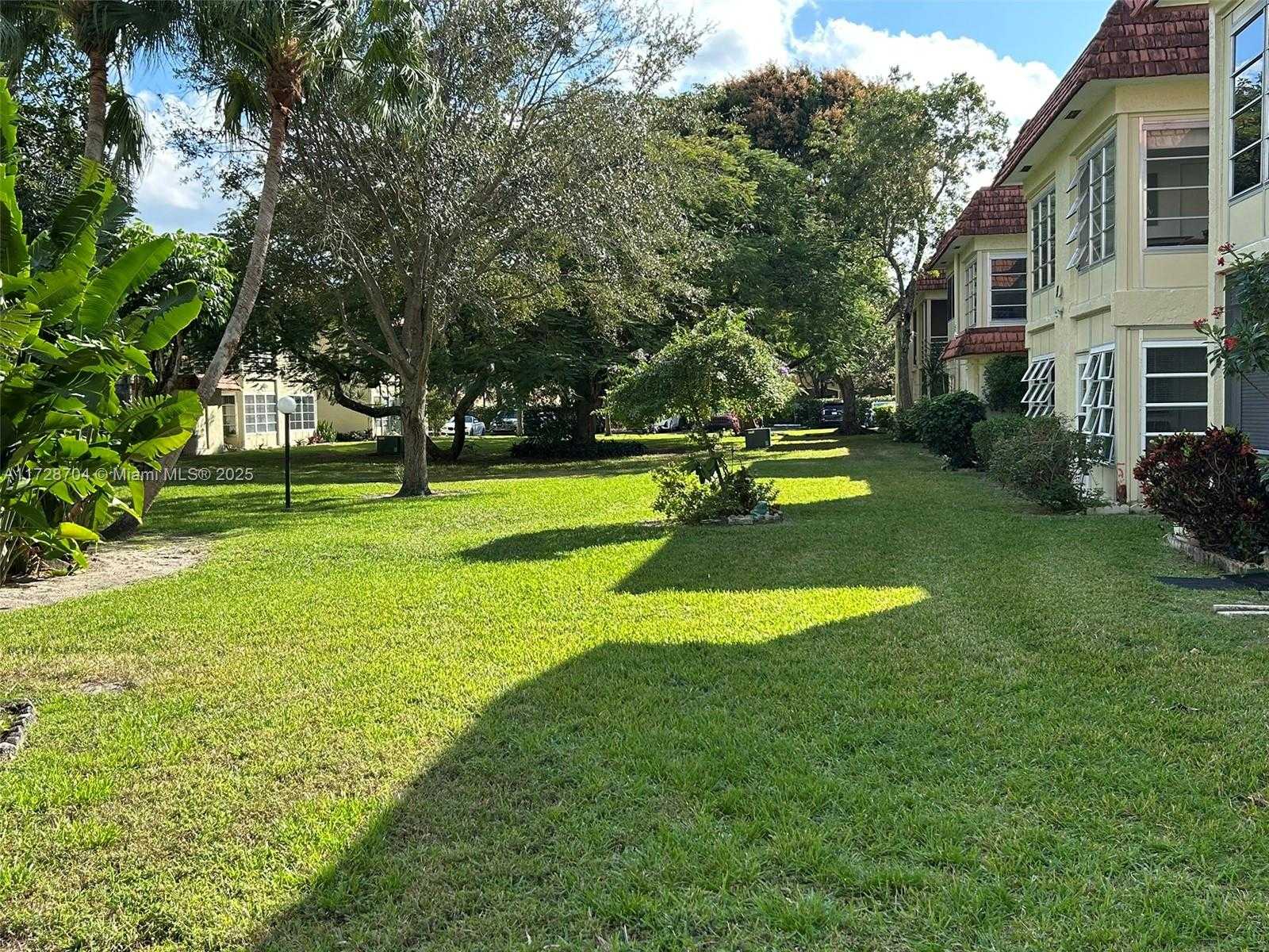 Small Image of 5620 SOUTH WEST 3RD PL #204, Margate Number 57