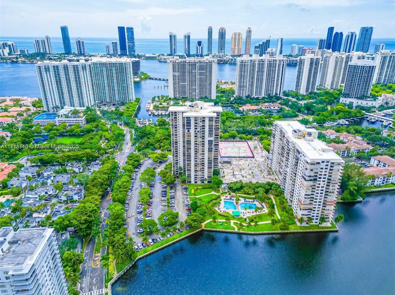 Small Image of 18181 NORTH EAST 31ST CT #1601, Aventura Number 32