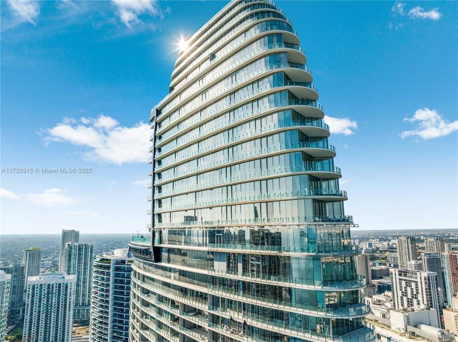 Small Image of Miami Number 3