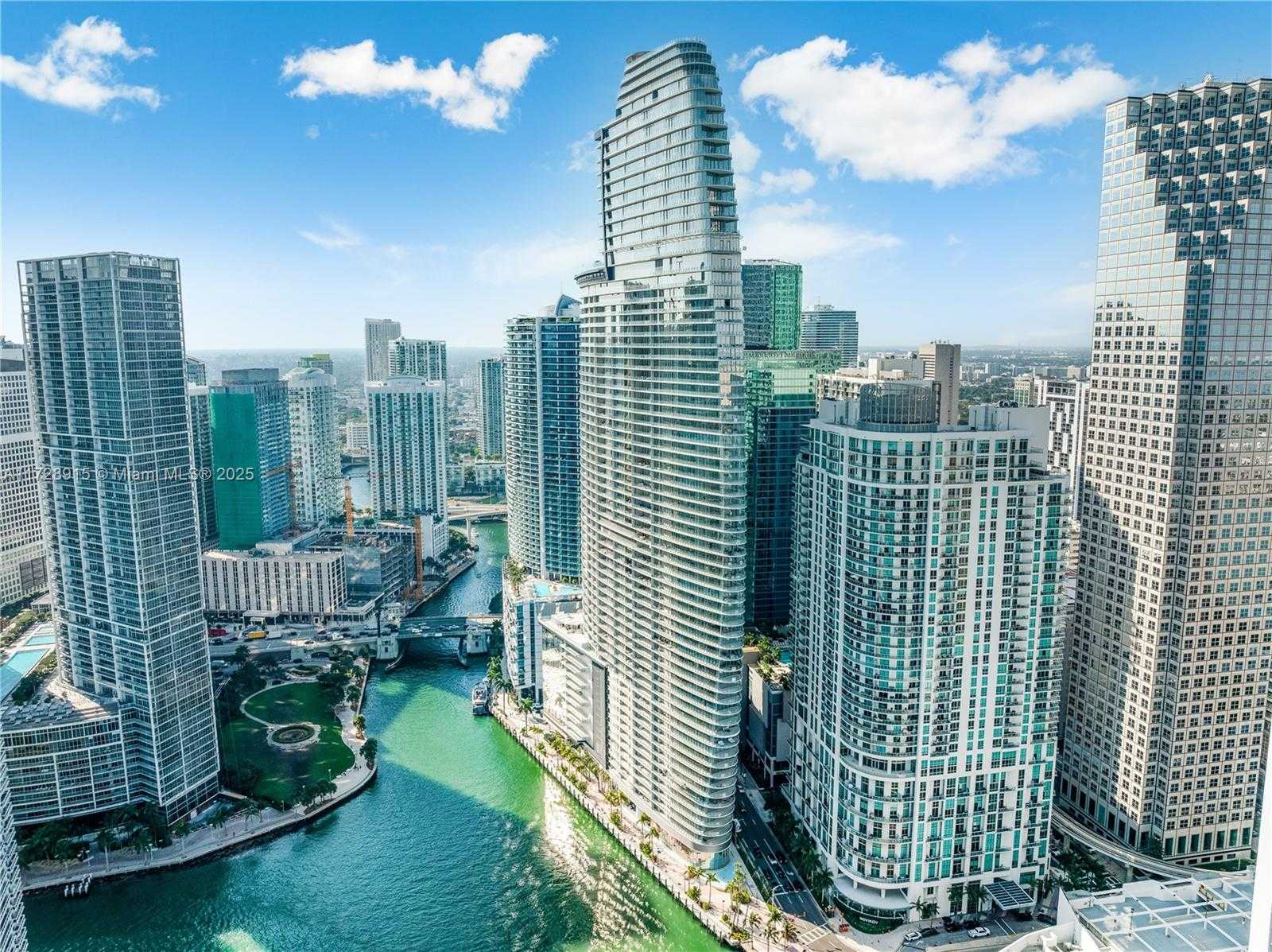 Small Image of Miami Number 30