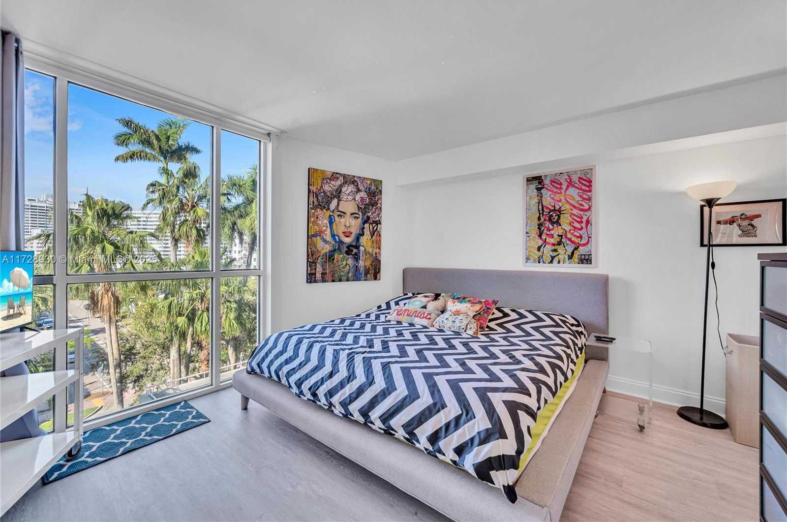 Small Image of 1621 BAY RD #508, Miami Beach Number 10