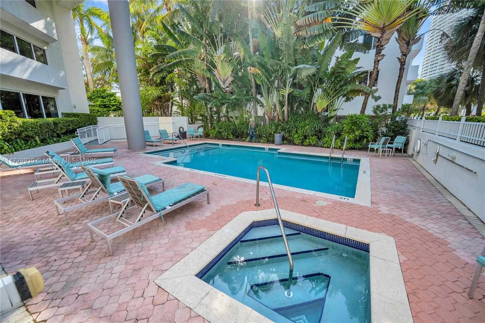 Small Image of 1621 BAY RD #508, Miami Beach Number 20