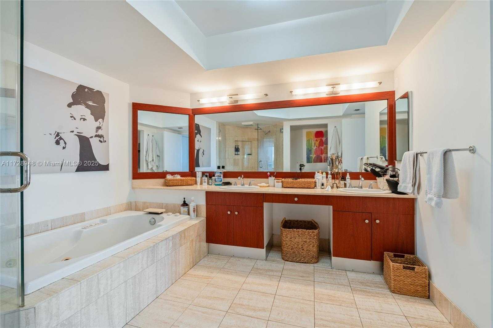 Small Image of 21205 YACHT CLUB DR #805, Aventura Number 20