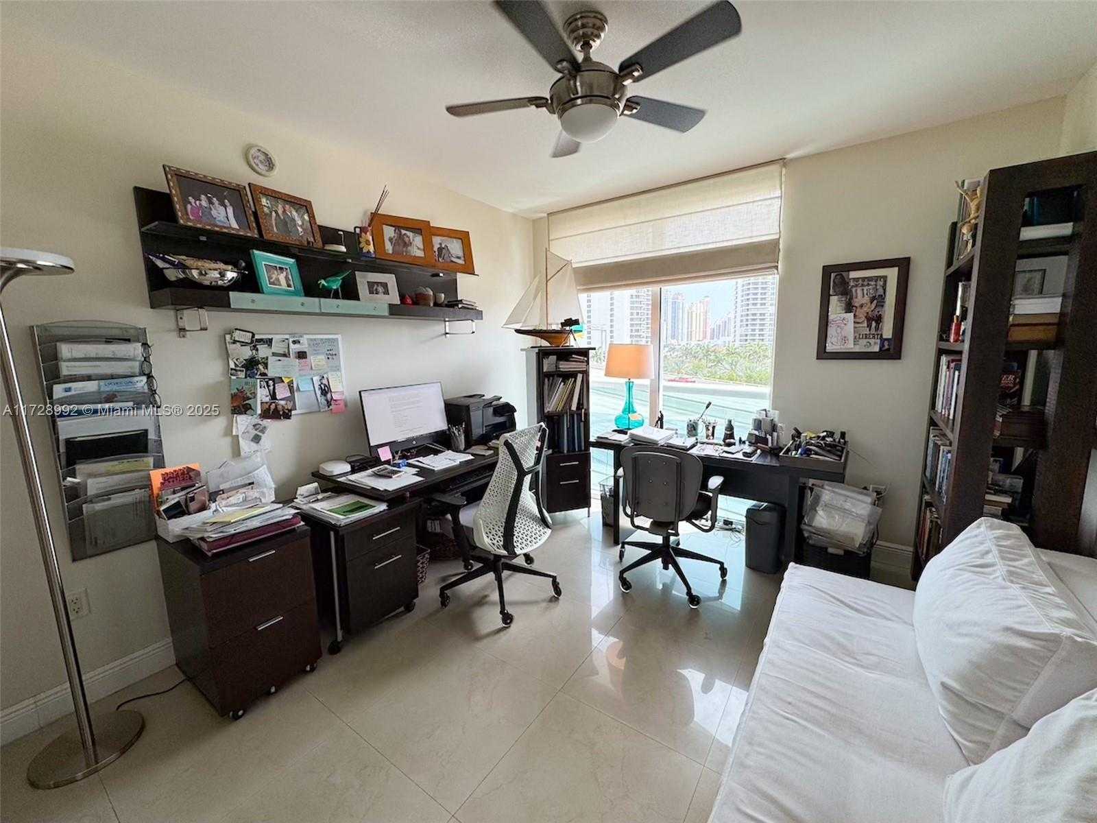 Small Image of 19400 TURNBERRY WAY #412, Aventura Number 12