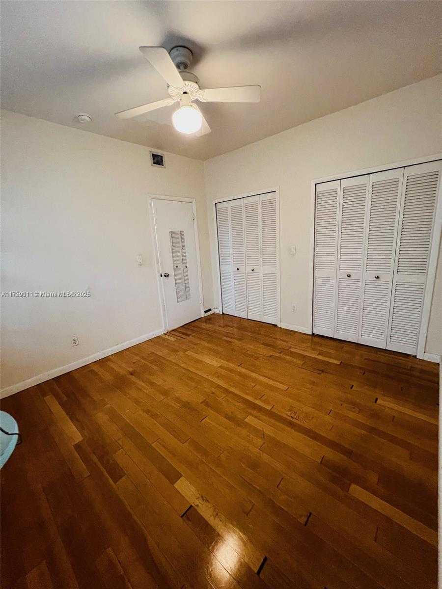 Small Image of 1523 WEST AVE #101, Miami Beach Number 10