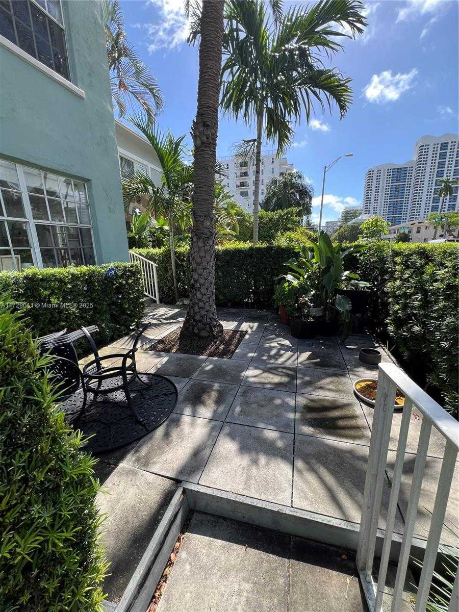 Small Image of 1523 WEST AVE #101, Miami Beach Number 13