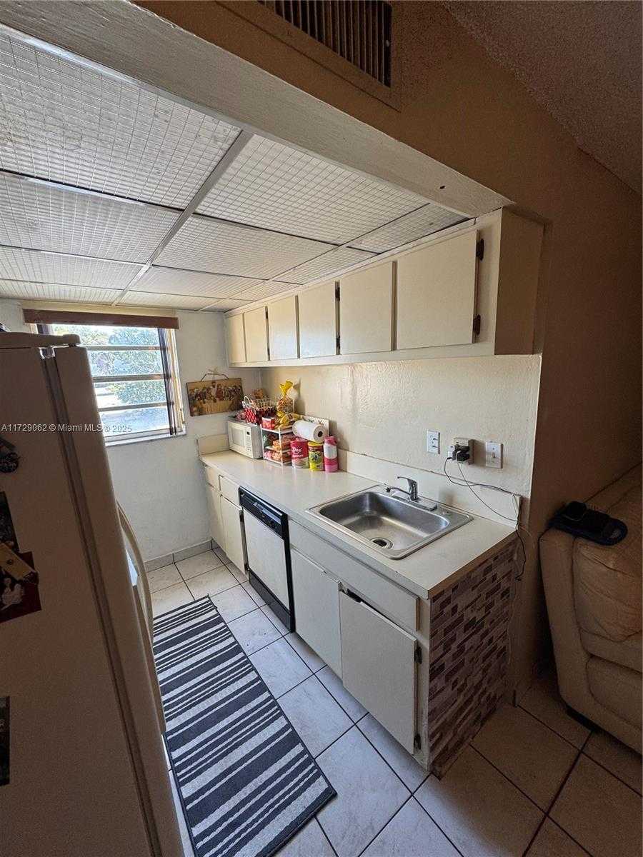Small Image of 9300 WEST FLAGLER ST #229F, Miami Number 10
