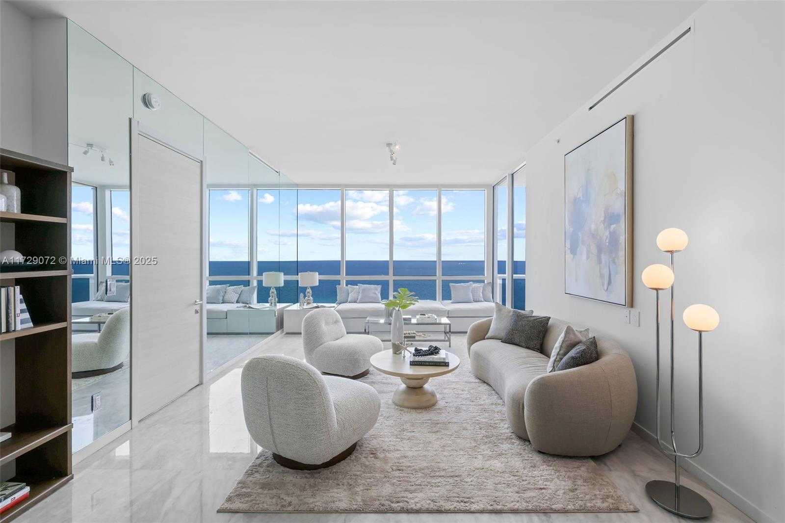 Small Image of 100 SOUTH POINTE DR #2107, Miami Beach Number 10