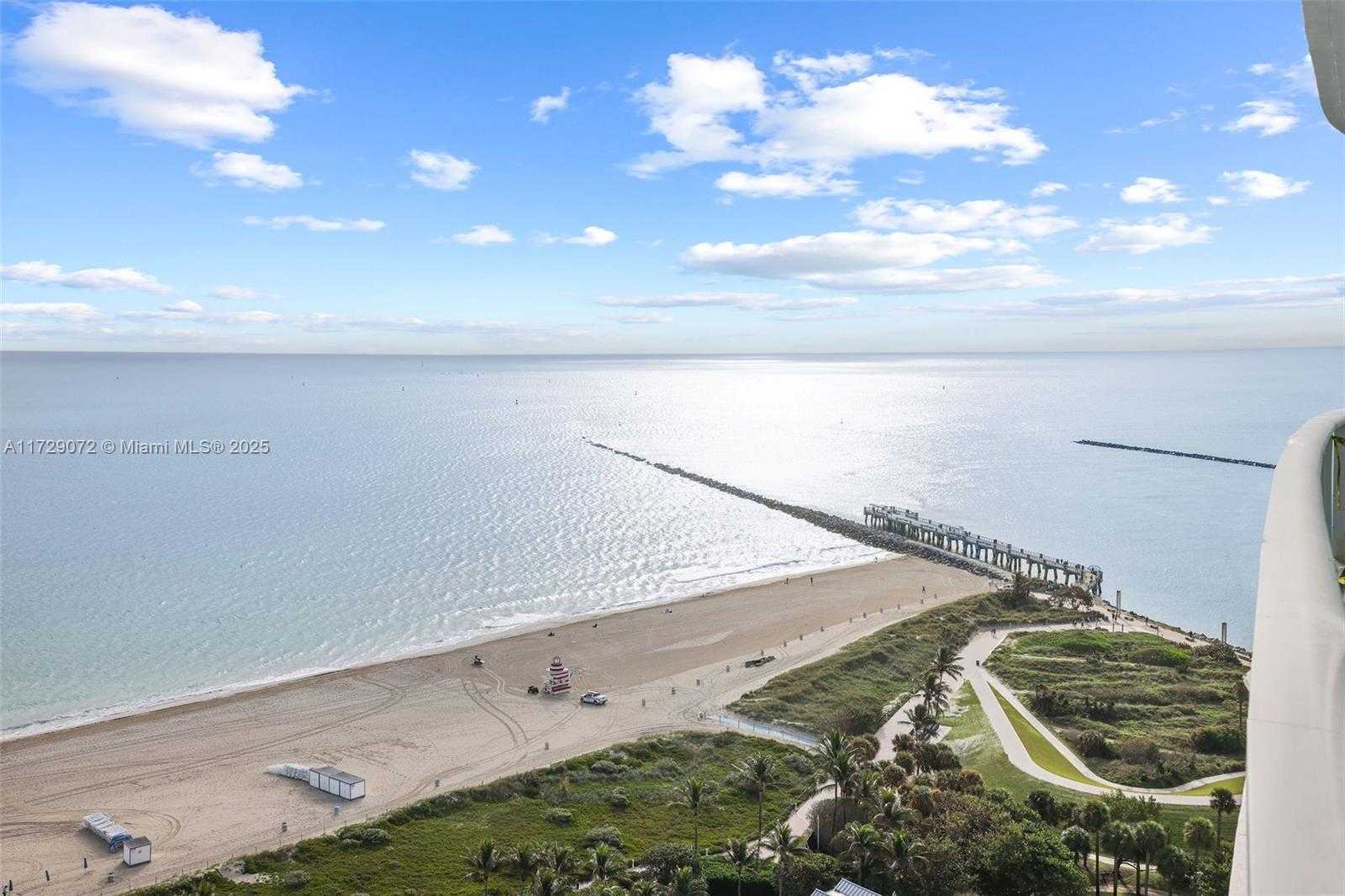 Small Image of 100 SOUTH POINTE DR #2107, Miami Beach Number 17