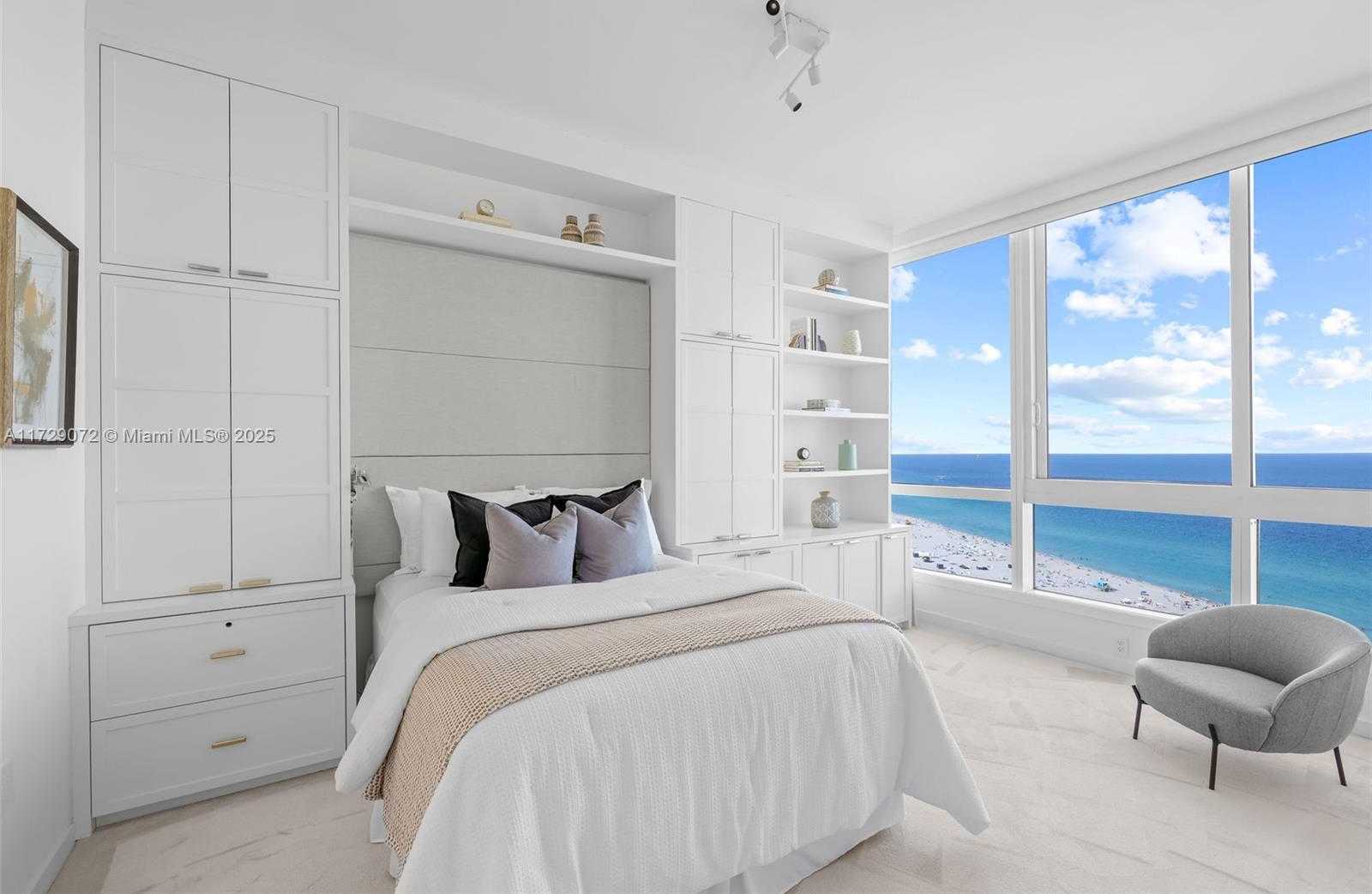 Small Image of 100 SOUTH POINTE DR #2107, Miami Beach Number 27