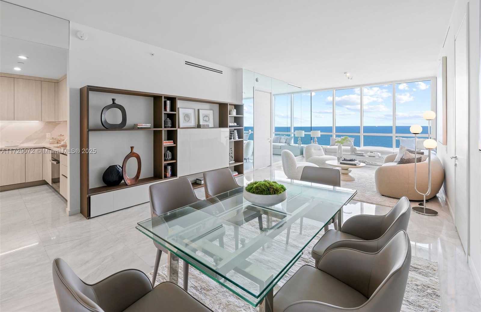 Small Image of 100 SOUTH POINTE DR #2107, Miami Beach Number 8