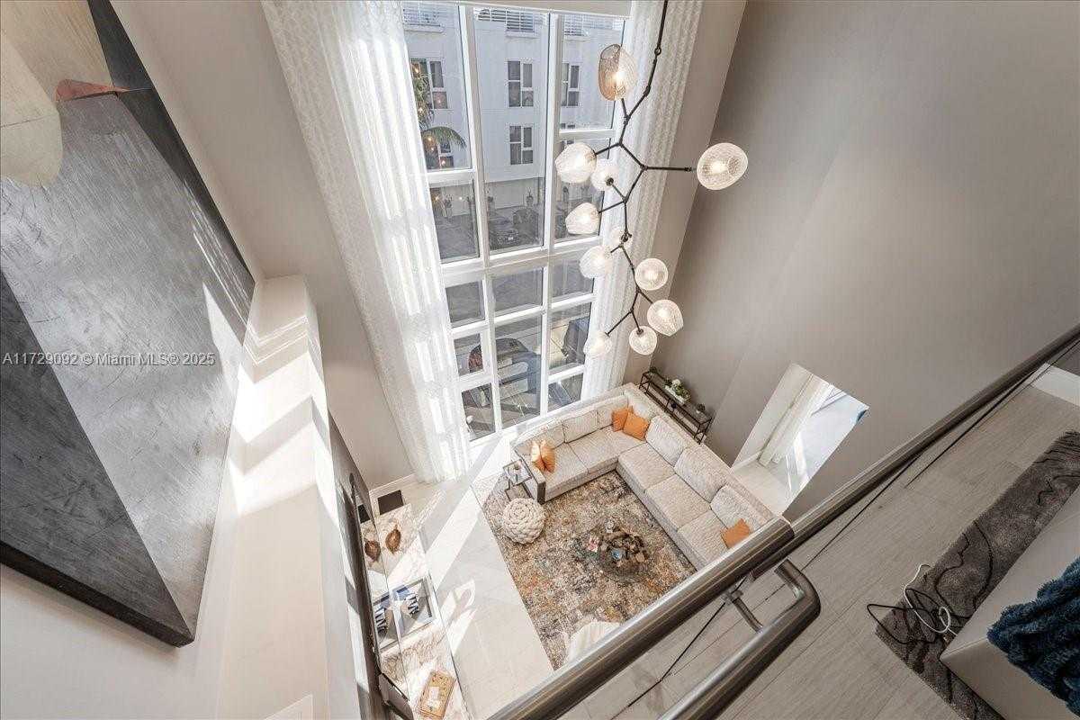 Small Image of 455 NORTH EAST 39TH ST #306, Miami Number 10