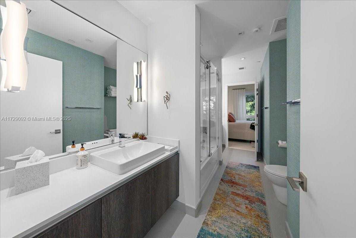Small Image of 455 NORTH EAST 39TH ST #306, Miami Number 18