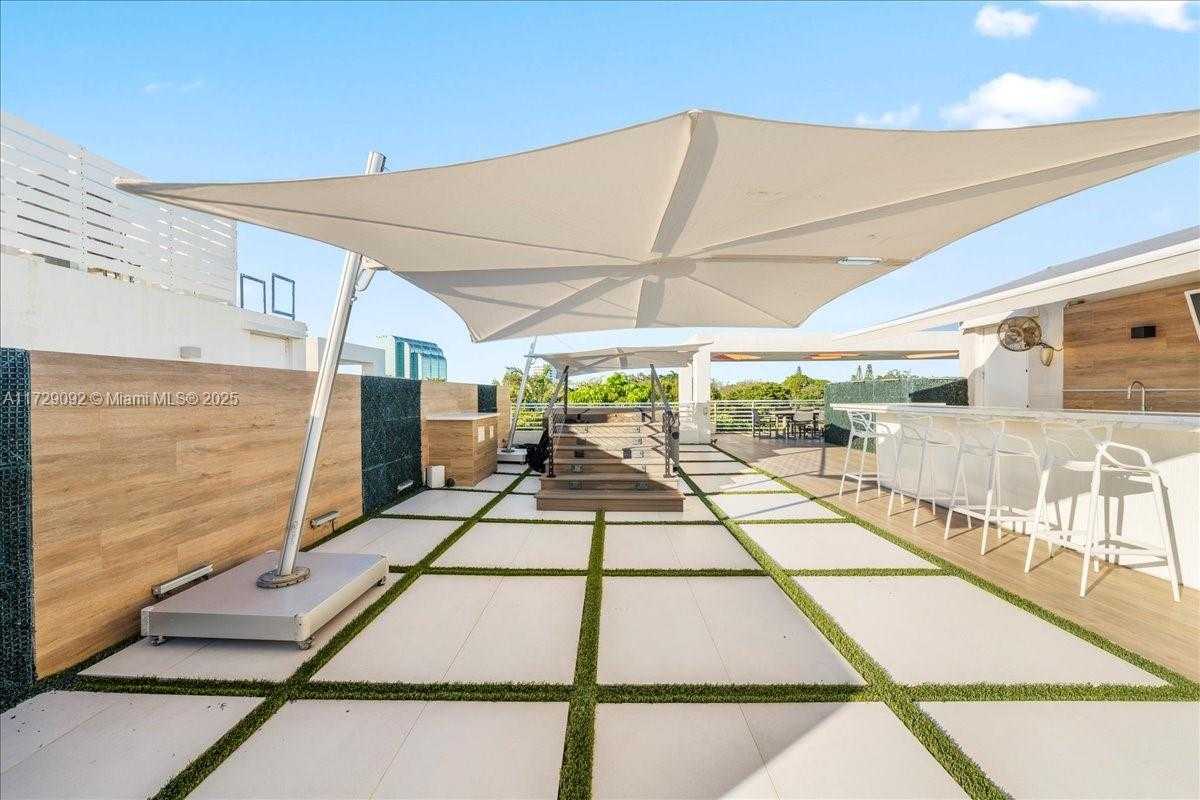 Small Image of 455 NORTH EAST 39TH ST #306, Miami Number 27