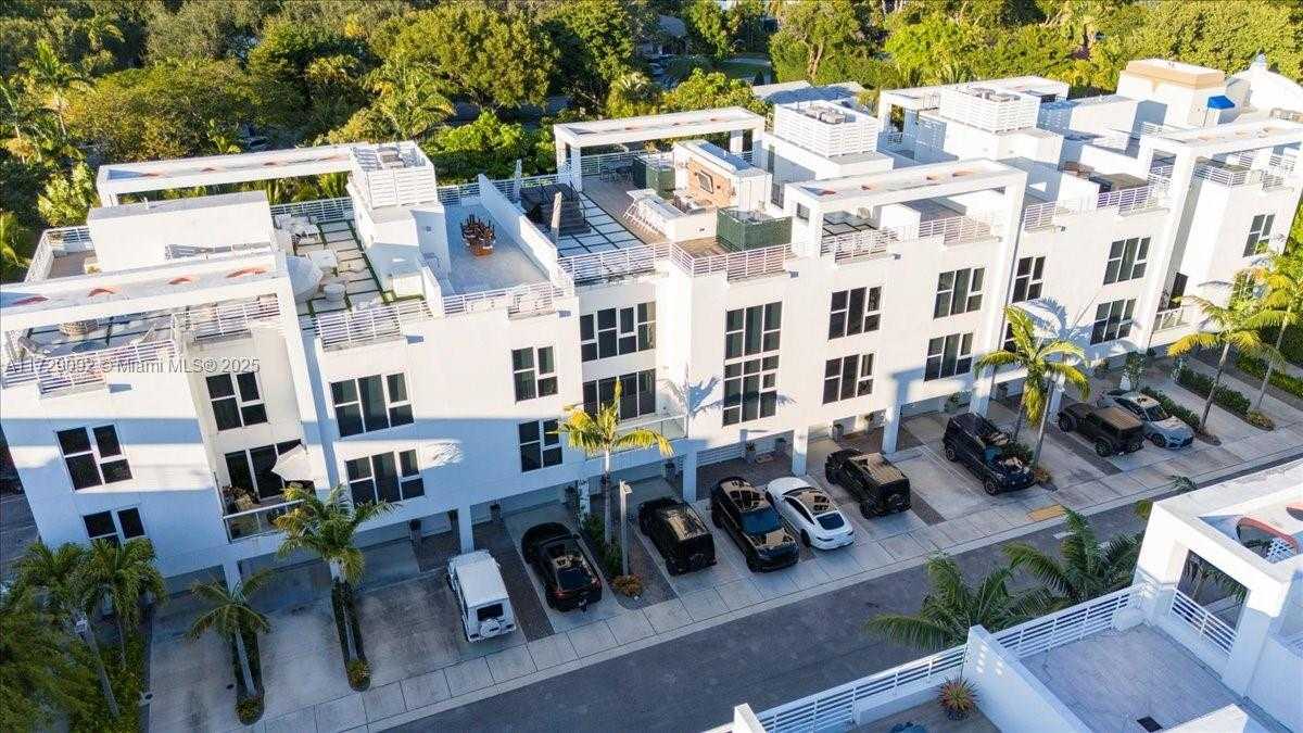 Small Image of 455 NORTH EAST 39TH ST #306, Miami Number 30