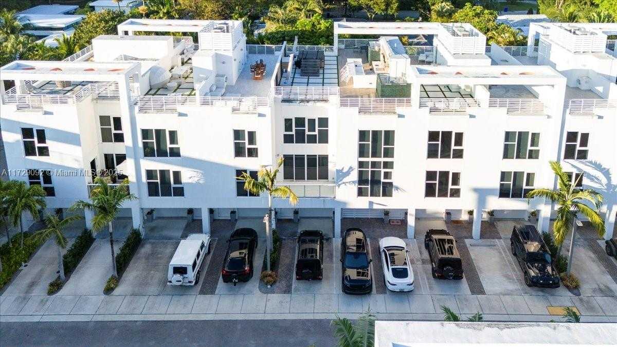 Small Image of 455 NORTH EAST 39TH ST #306, Miami Number 31
