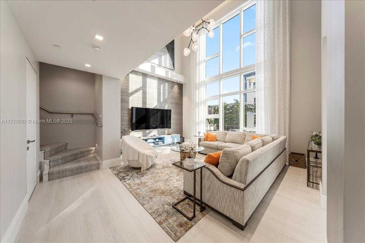 Small Image of 455 NORTH EAST 39TH ST #306, Miami Number 6