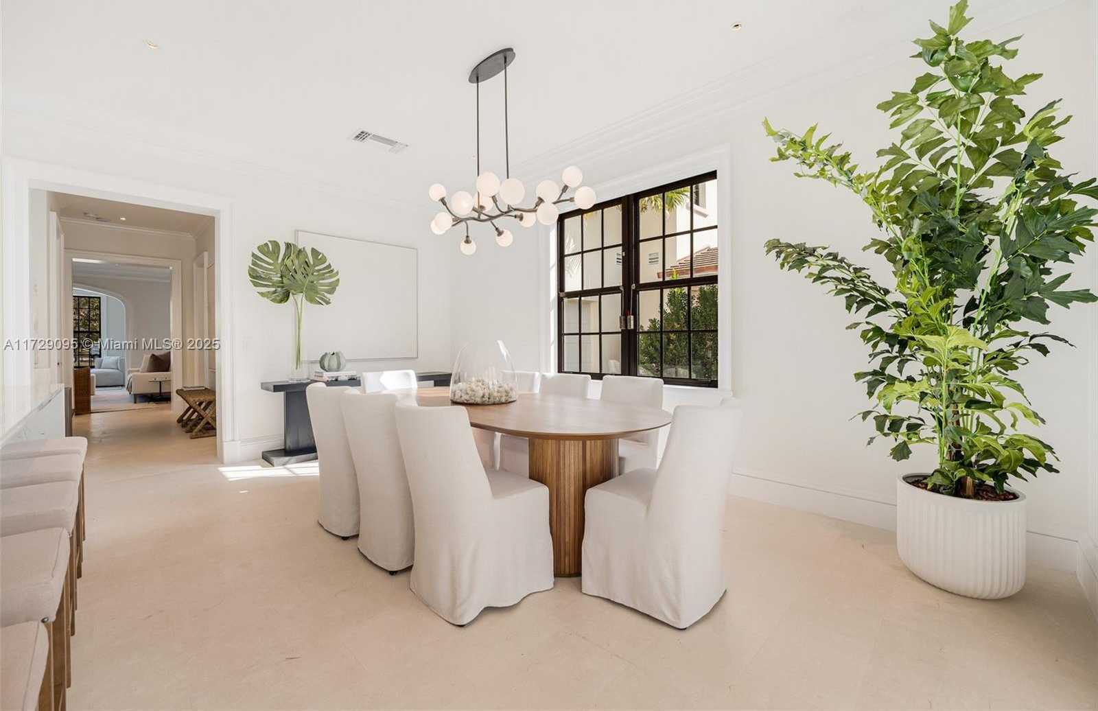 Small Image of 3518 SEGOVIA ST, Coral Gables Number 10