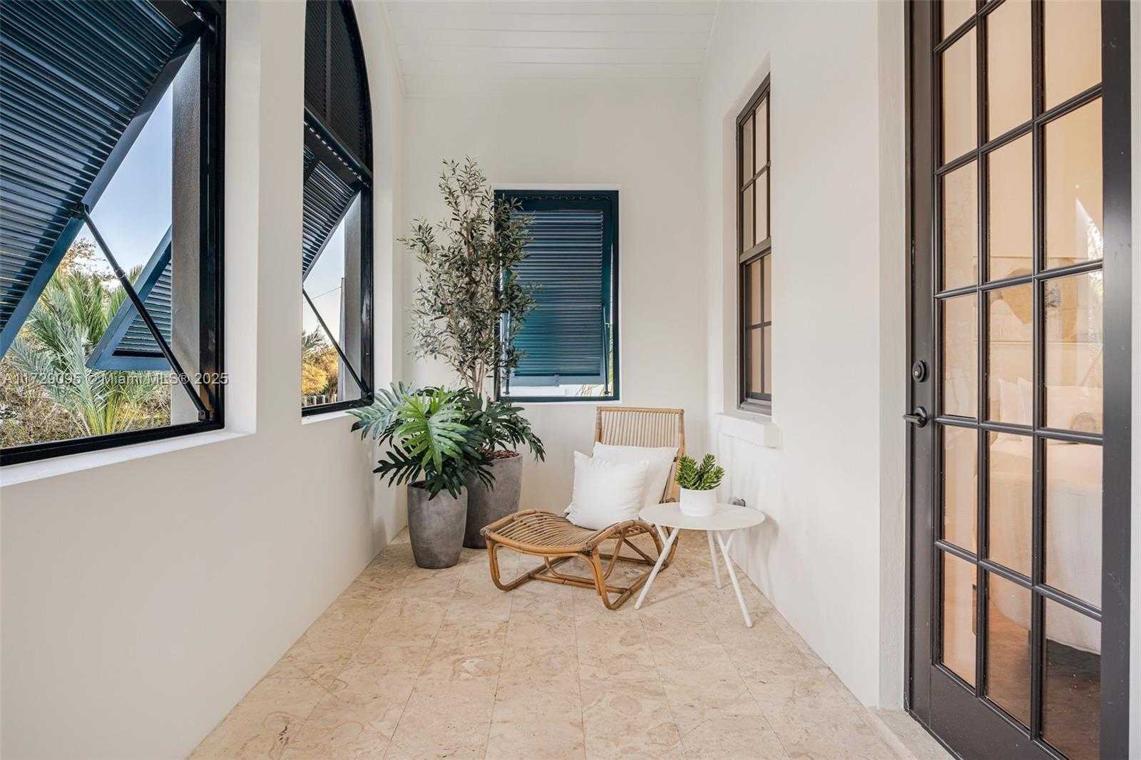 Small Image of 3518 SEGOVIA ST, Coral Gables Number 18