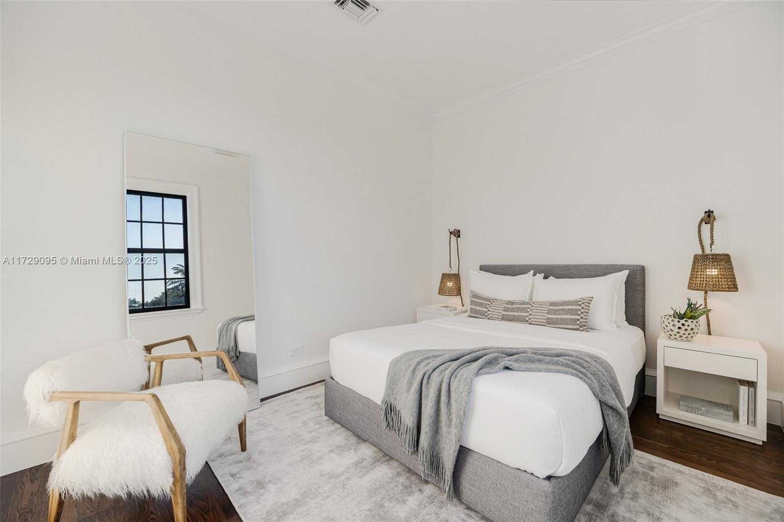 Small Image of 3518 SEGOVIA ST, Coral Gables Number 21