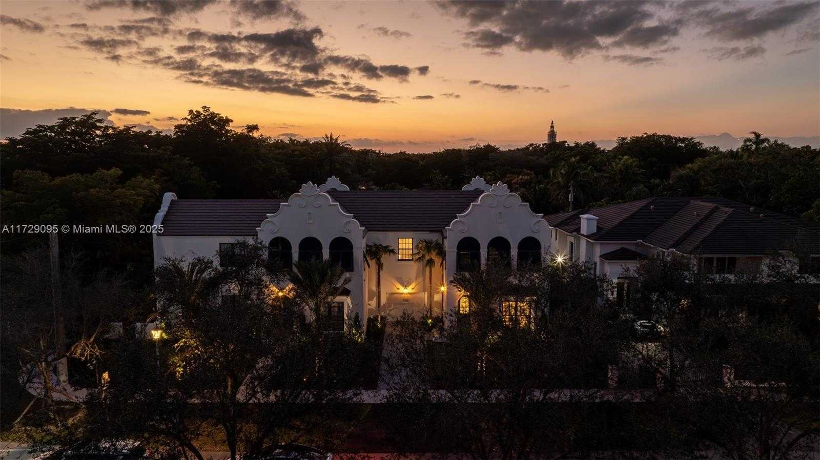 Small Image of 3518 SEGOVIA ST, Coral Gables Number 29