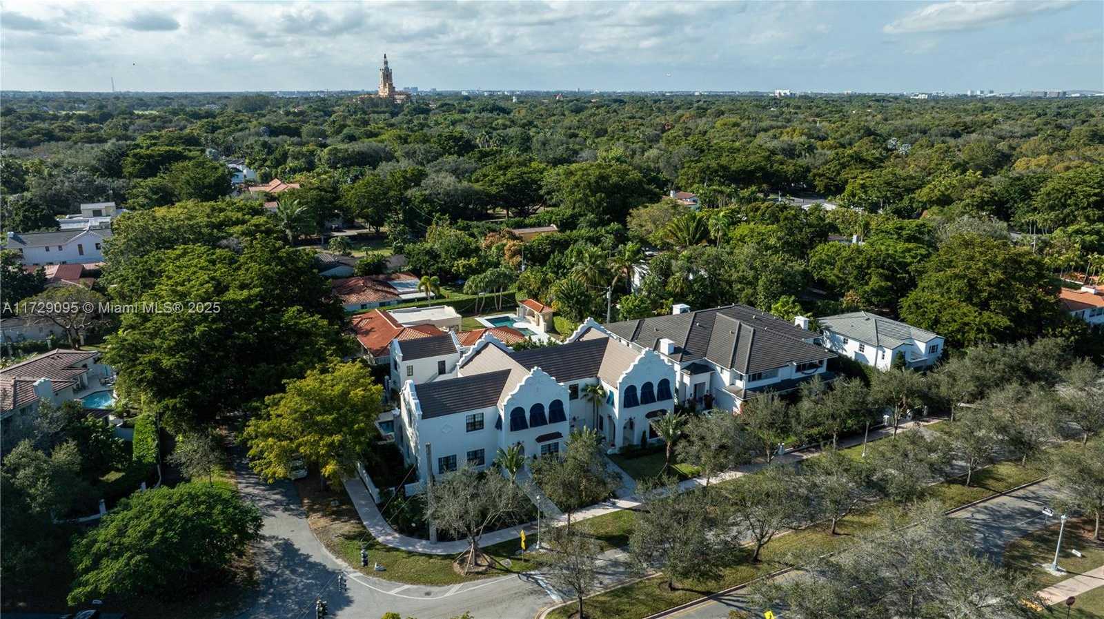 Small Image of 3518 SEGOVIA ST, Coral Gables Number 32