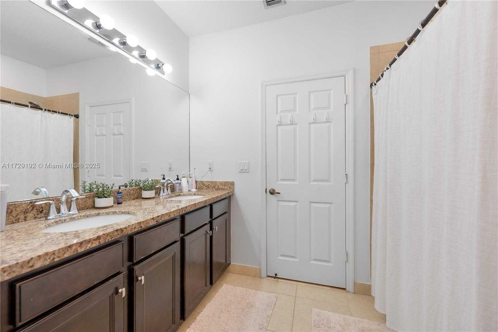 Small Image of 1030 SOUTH WEST 147TH AVE #10610, Pembroke Pines Number 19